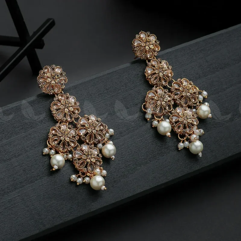 Golden Orchid Elegance – Champagne - Image 1
